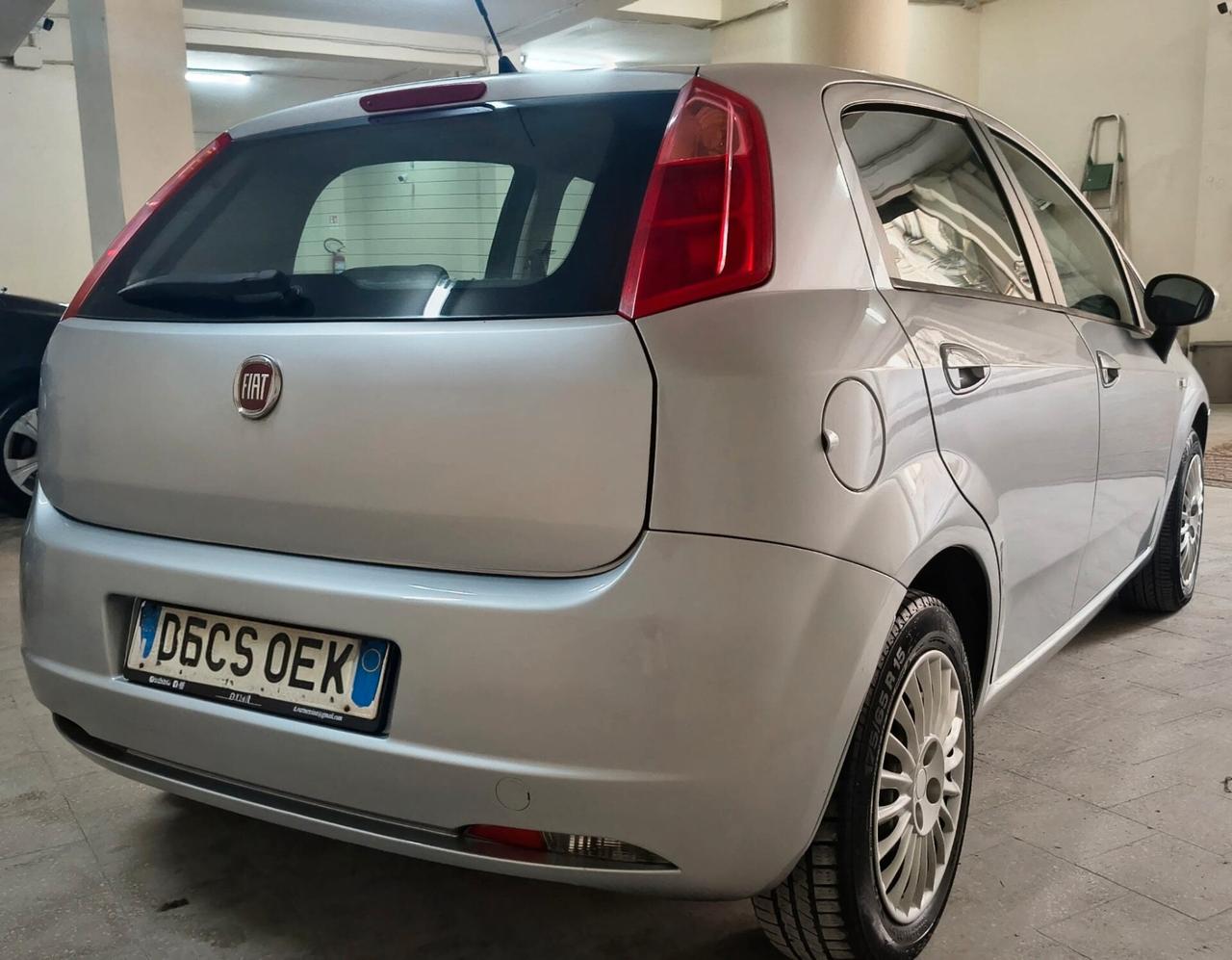 Fiat Grande Punto 1.3 MJT 75 CV 5 porte Dynamic