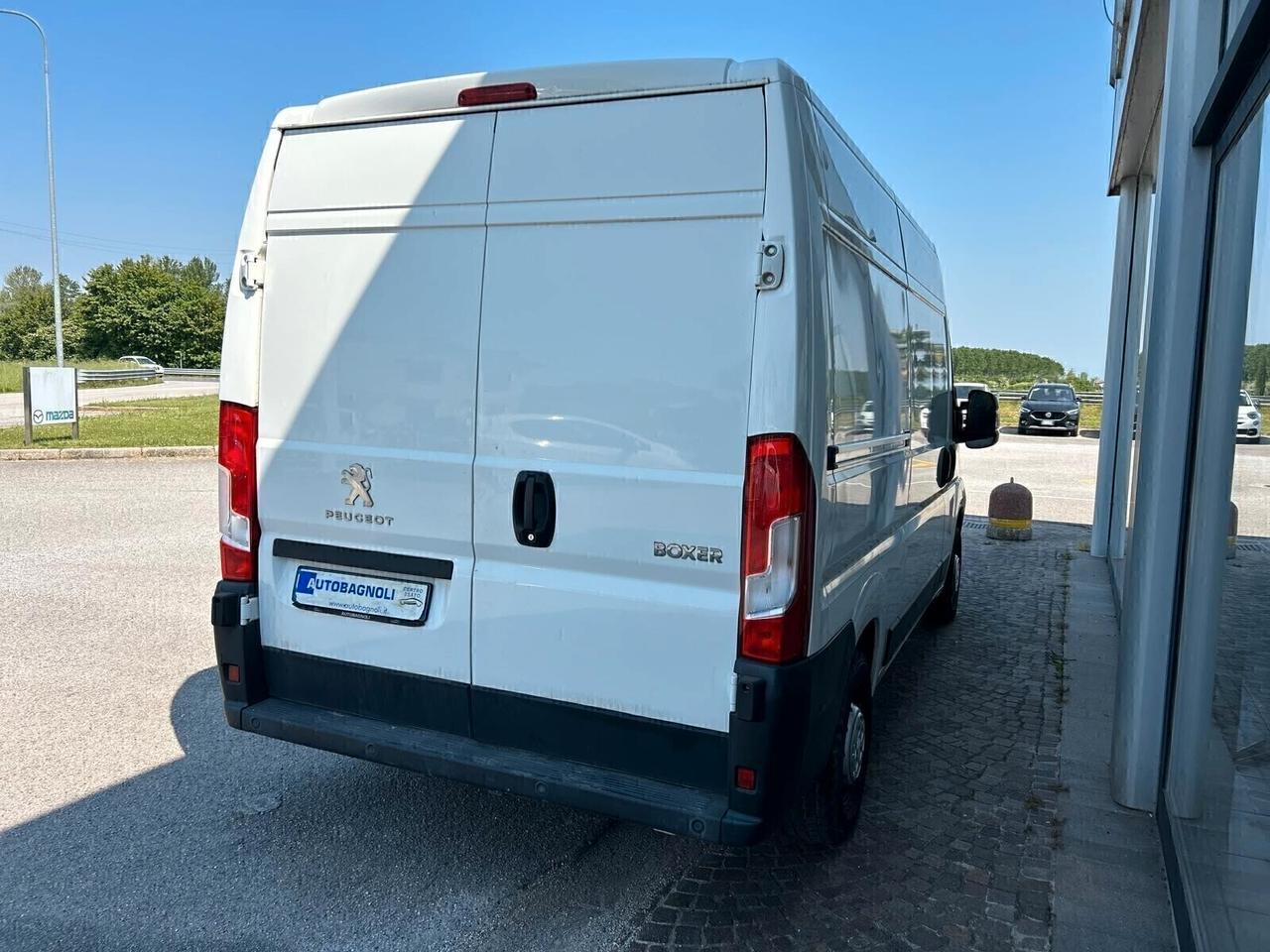 Peugeot Boxer 330 2.2 BlueHDi PM-TM L2 H2 SPOTICAR