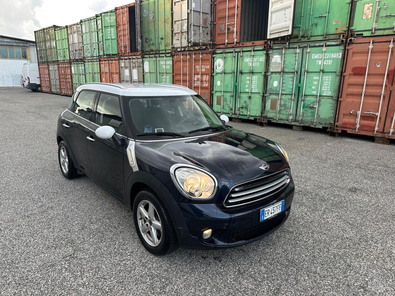 Mini Cooper Countryman 1.6 D blu/bianco