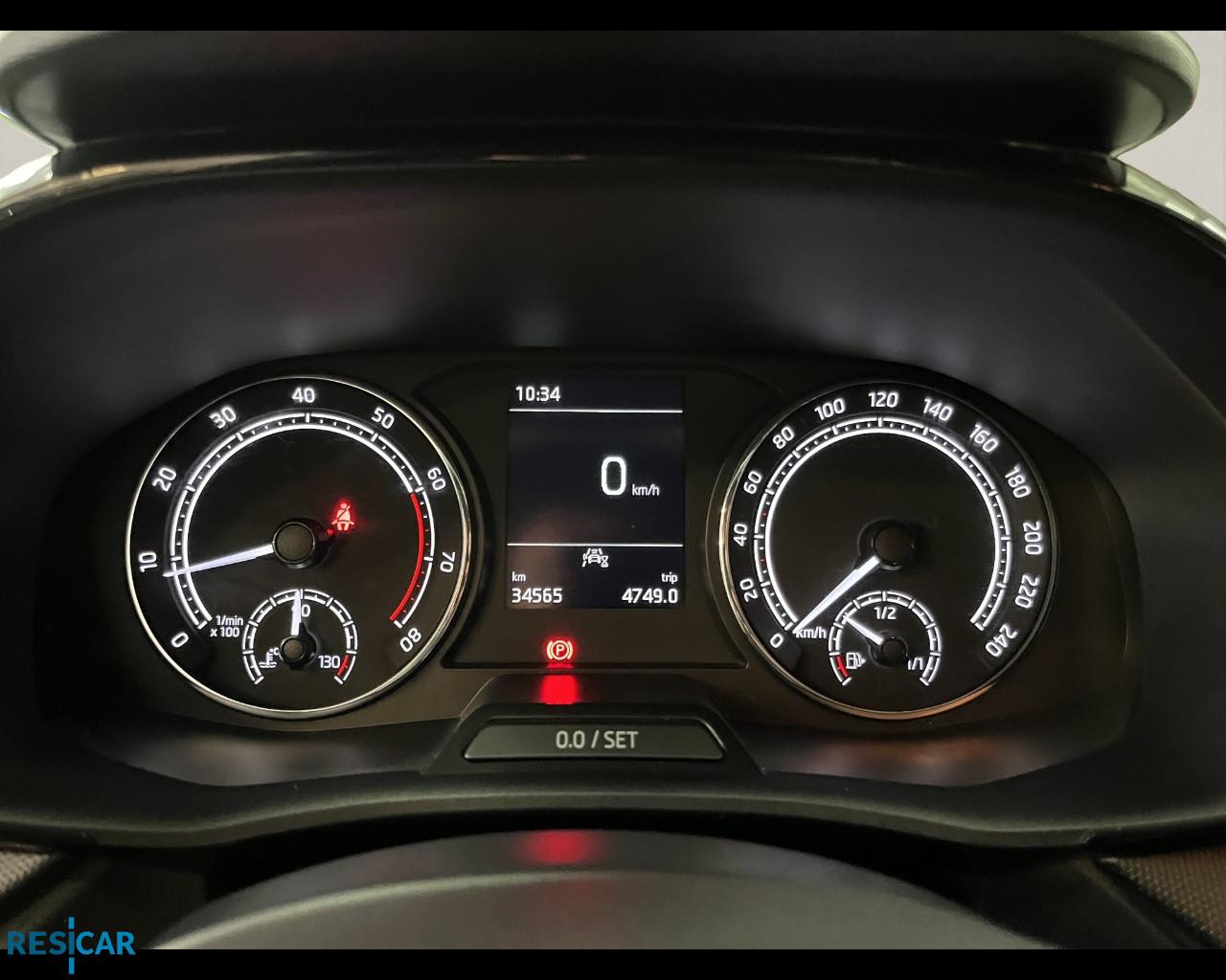 Skoda Fabia 1.0 mpi evo Ambition 80cv IDONEA NEOPATENTATO