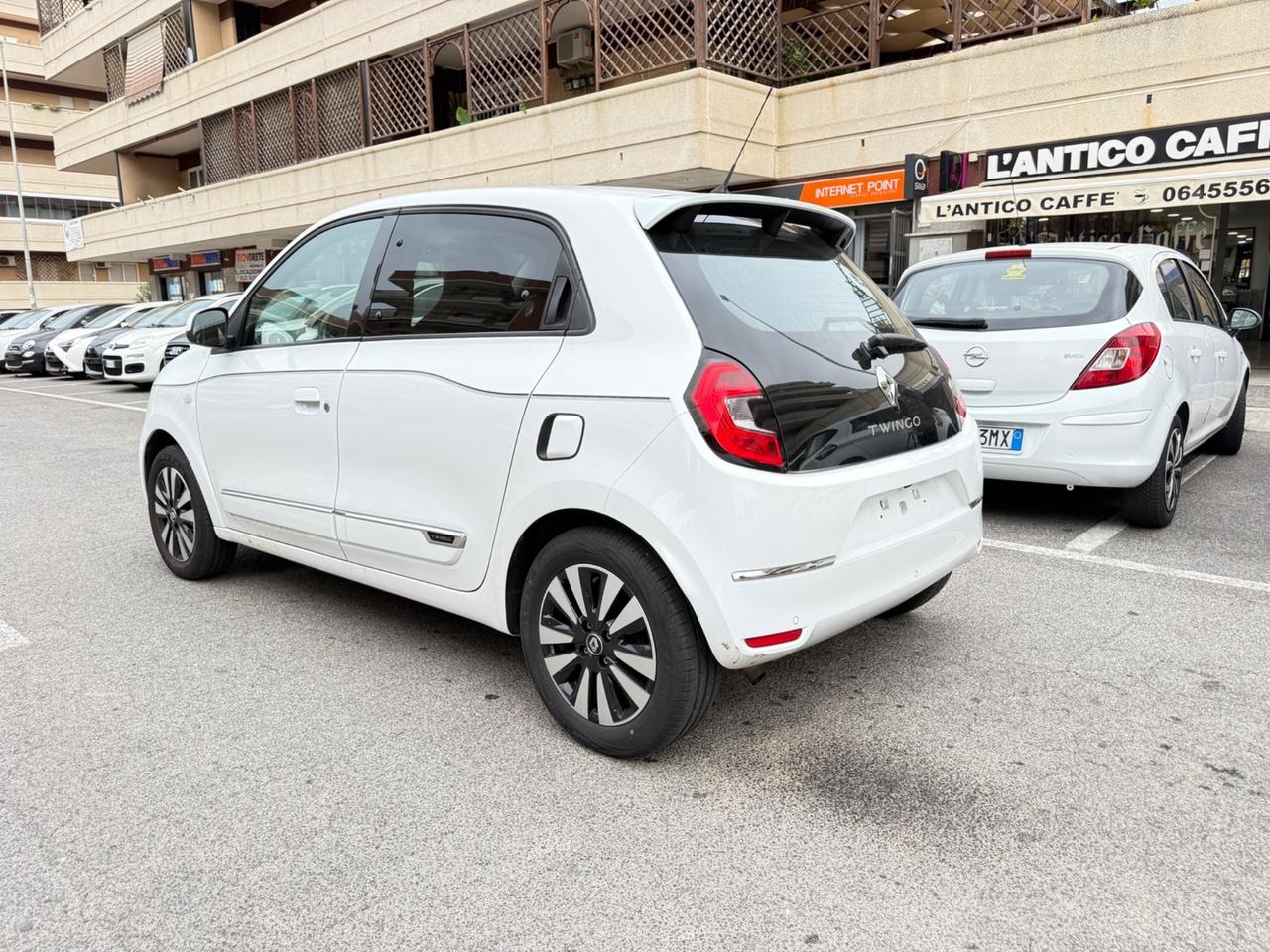 Renault Twingo TCe 95 CV Intens LED PELLE NAVI SEDILI RISCALDATI PDC BLUETOOTH CAR PLAY KAMERA CLIMA AUTOMAT