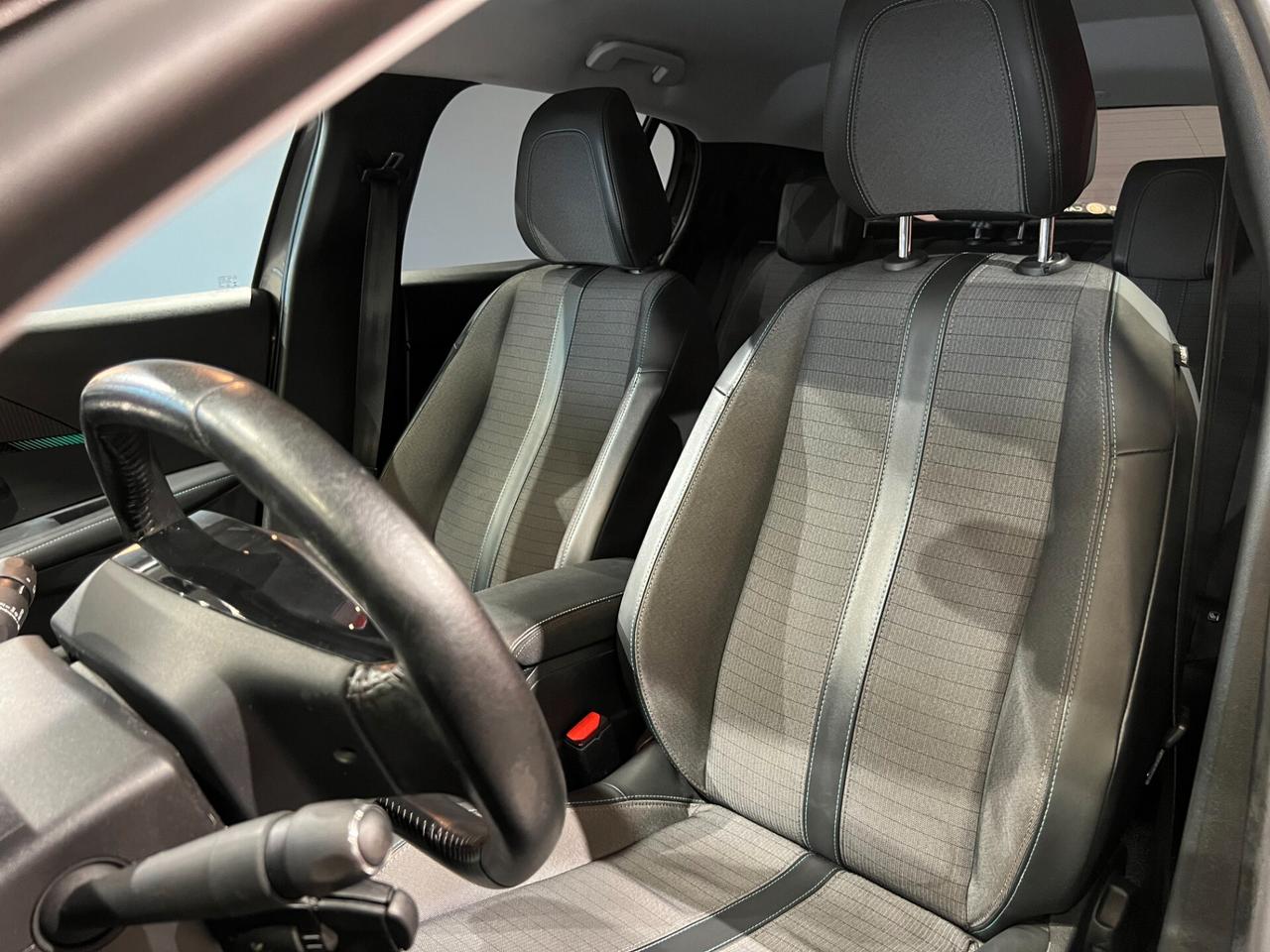 Peugeot 208 PureTech 100 Stop&Start 5p. Allure