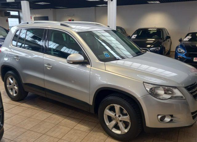 VOLKSWAGEN Tiguan 2.0 TDI DPF 4MOTION tiptronic Track & Field