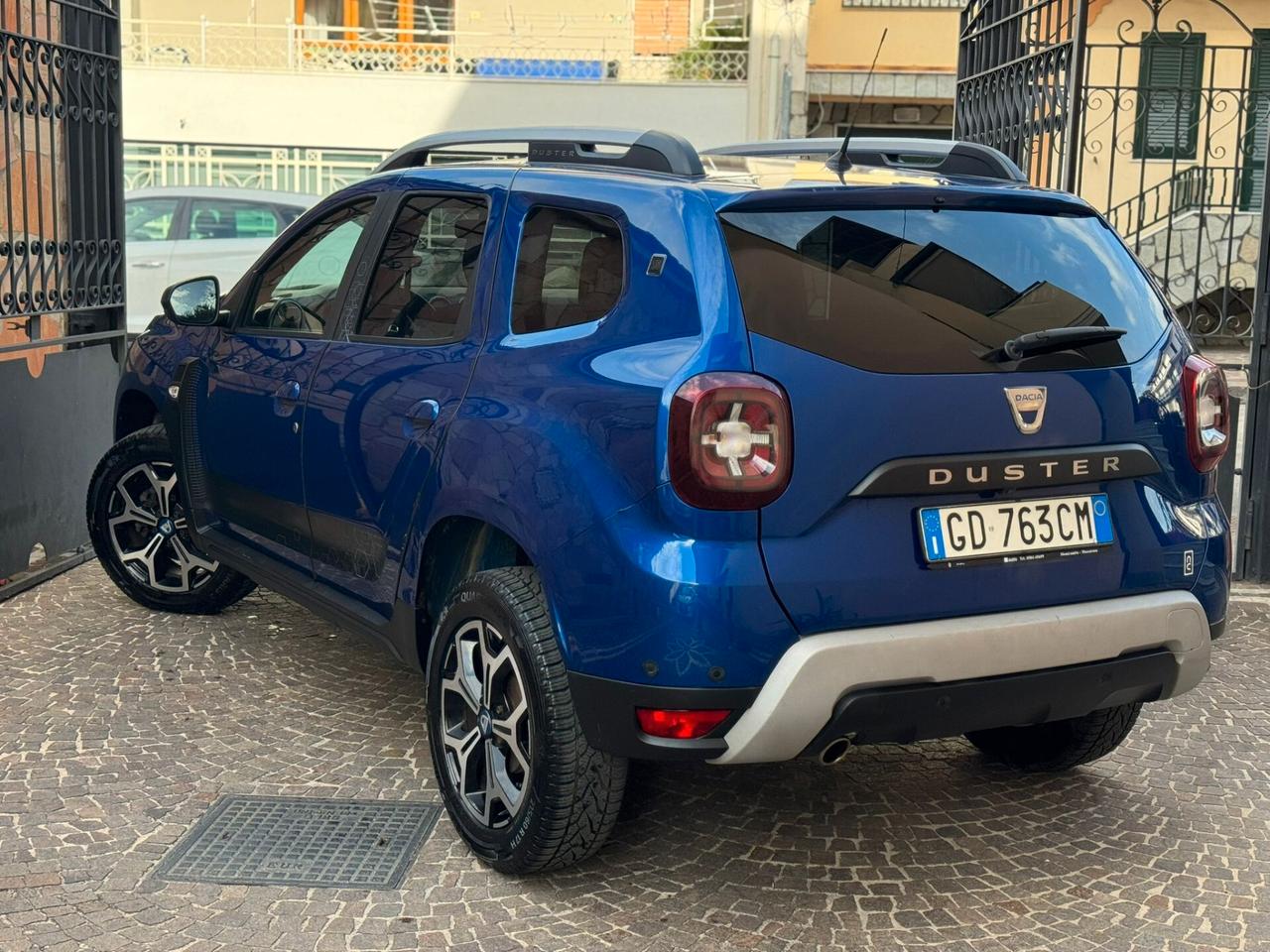 Dacia Duster 1.0 TCe 100 CV ECO-G 4x2 15th Anniversary
