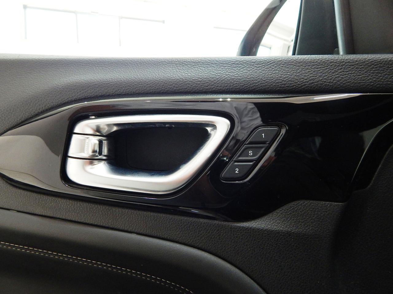 Jeep Compass 1.6 mjt "S" 130cv TETTO-NAVI-PELLE-PARK-RADAR-LED