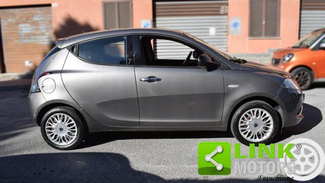 LANCIA Ypsilon 1.2 69 CV 5 porte PER NEOPATENTATI !!!