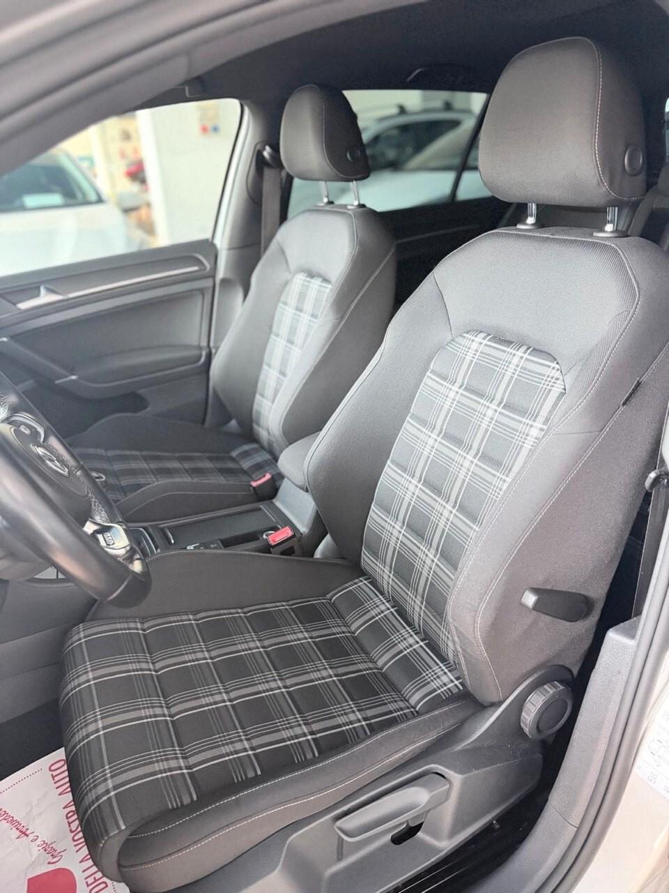 Volkswagen Golf GTD 2.0 TDI 5p. BlueMotion Technology