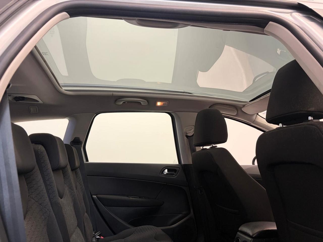 Peugeot 308 1.6 HDi 110CV TETTO PANORAMICO