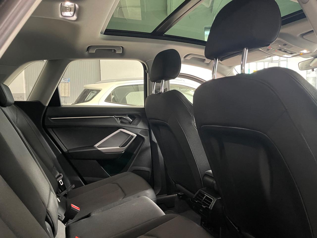 Audi Q3 35 TDI S tronic line edition