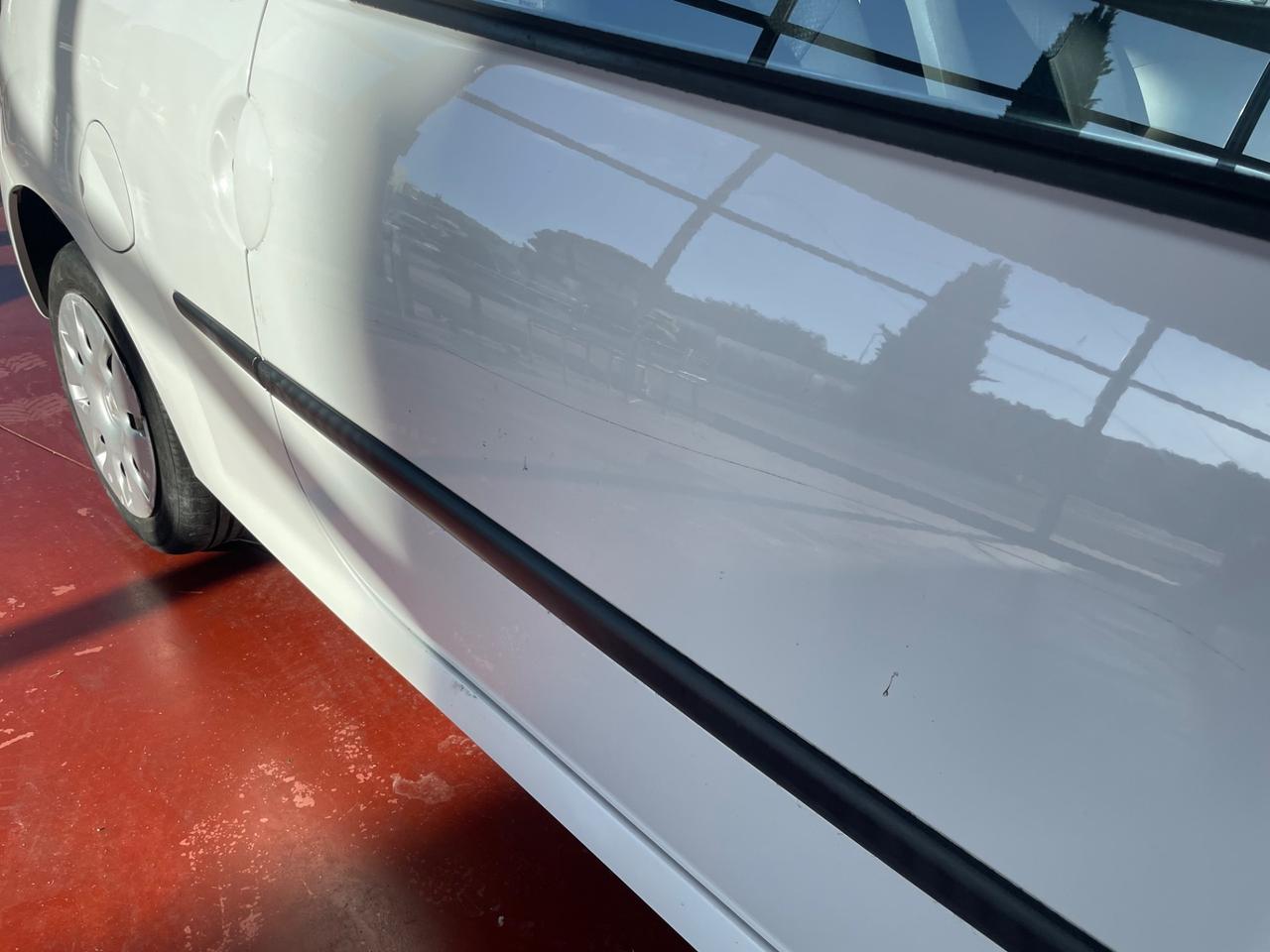 Renault Twingo 1.2 8V Le Iene