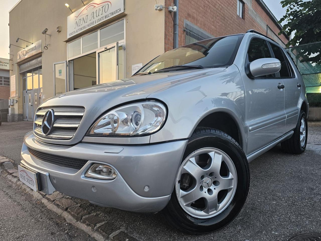 Mercedes-benz ML 270 CDI 163cv Aut*Pelle*Navi*Tetto*Xeno*Pdc*