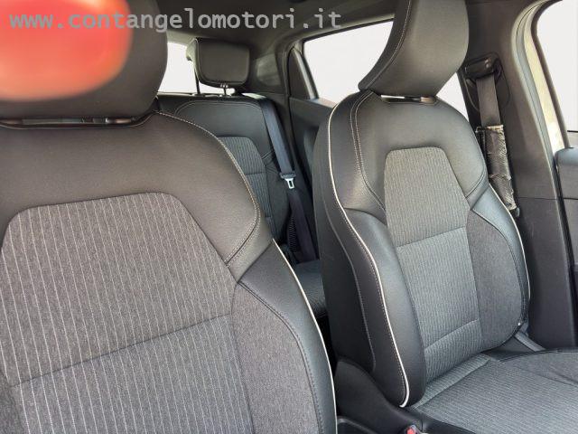 RENAULT Clio Full Hybrid E-Tech 140 CV 5 porte Intens