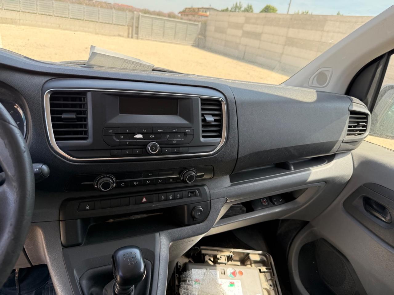 Peugeot Expert 9 posti motore rotto euro 6