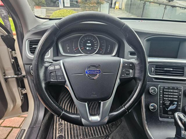 VOLVO V60 D2 Geartronic