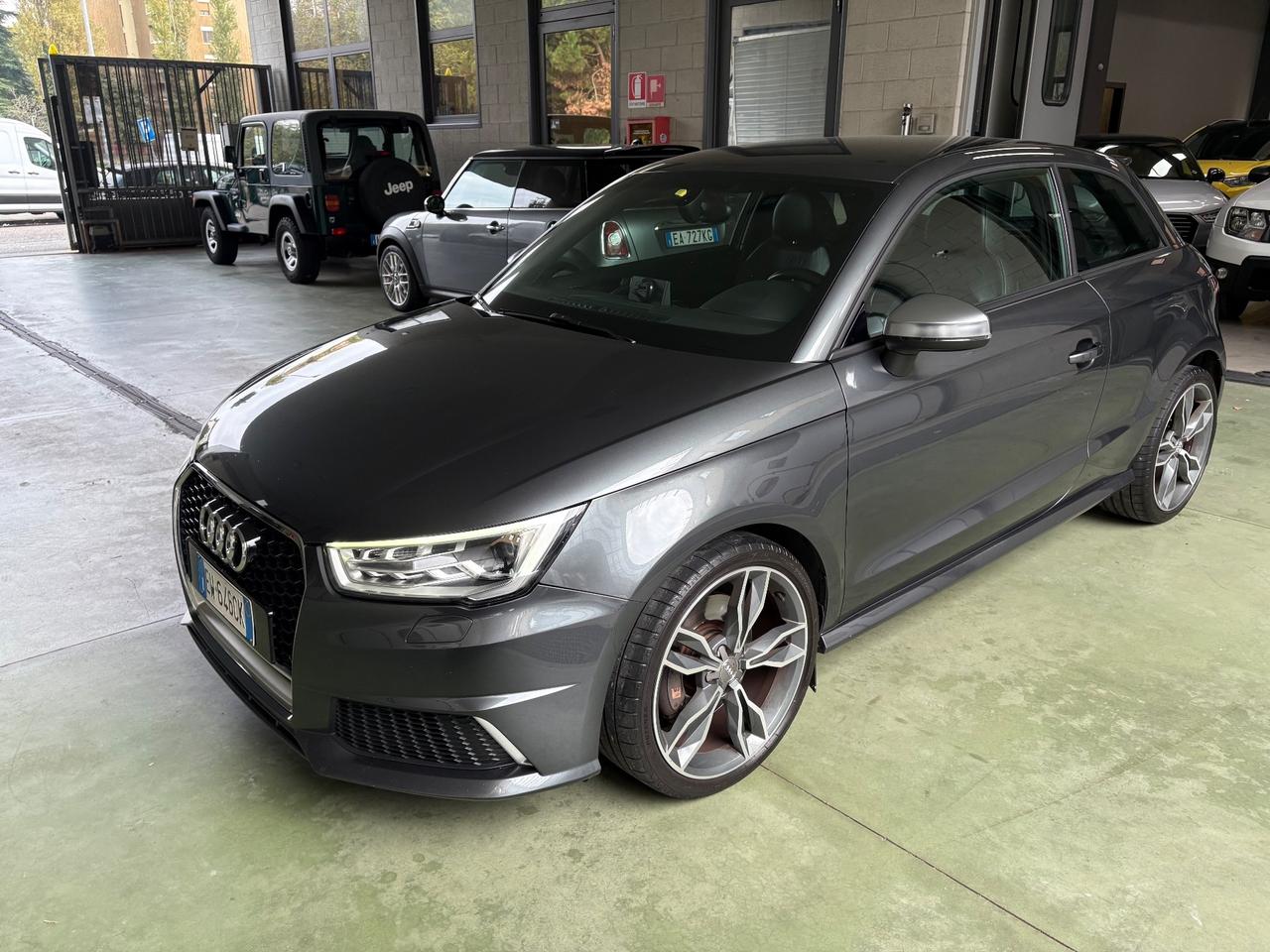 Audi A1 S1 2.0 TFSI quattro manuale