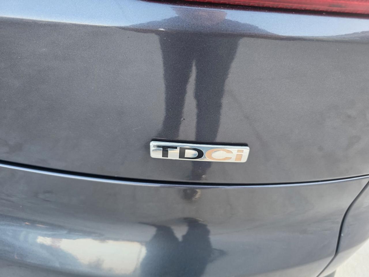 Ford Galaxy 2.0 TDCi 140 CV Ghia - 2009 7 POSTI