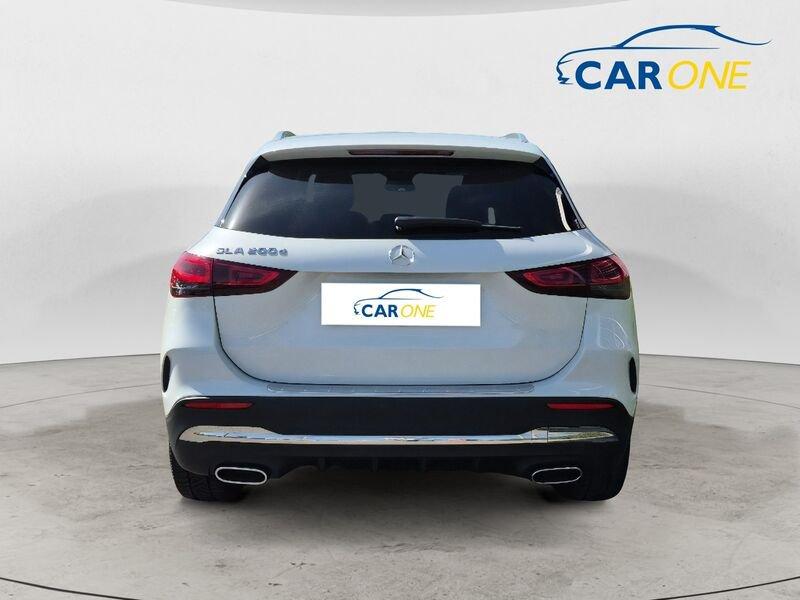 Mercedes-Benz GLA GLA 200 d Automatic Premium