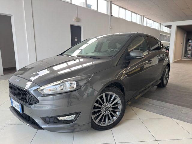 FORD Focus 1.0 EcoBoost 125 CV Start&Stop ST-LINE Titanium X