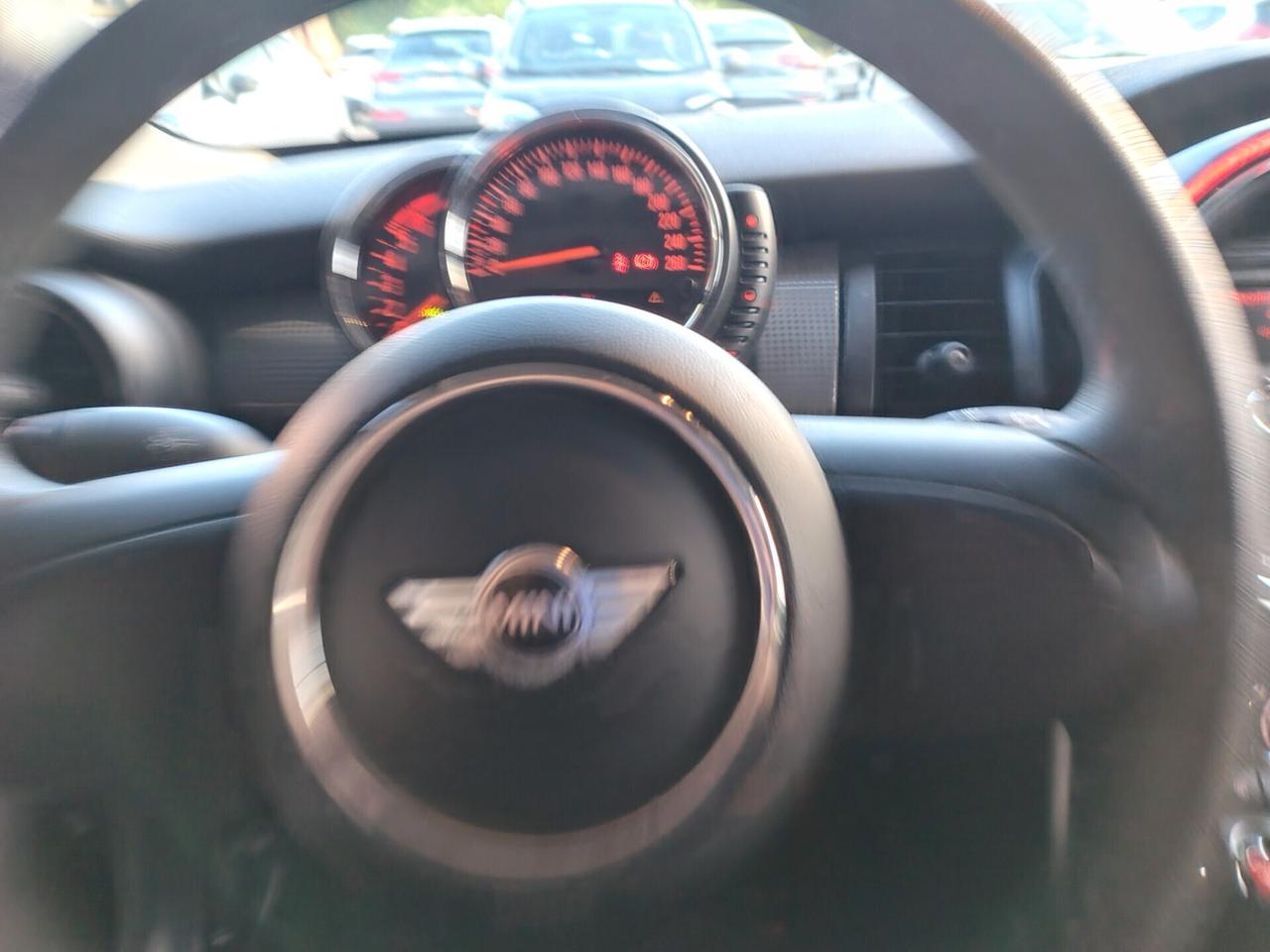 Mini Mini 1.5 One D Business XL