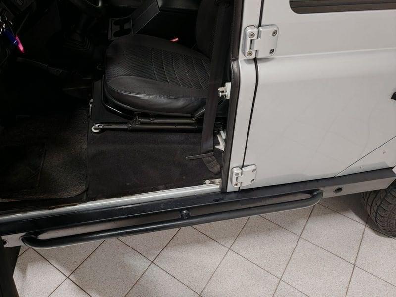 Land Rover Defender Defender 110 2.4 TD4 Station Wagon S 7 POSTI