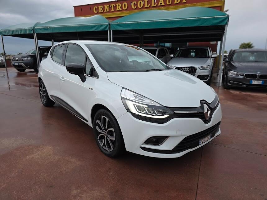 Renault Clio TCe 12V 75 CV 5 porte Moschino Zen