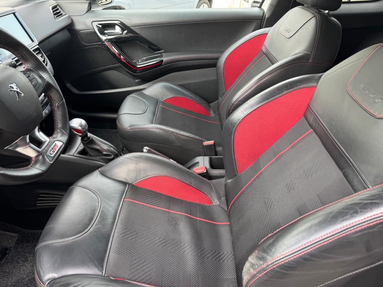 Peugeot 208 THP S&S 3 porte GTi sport