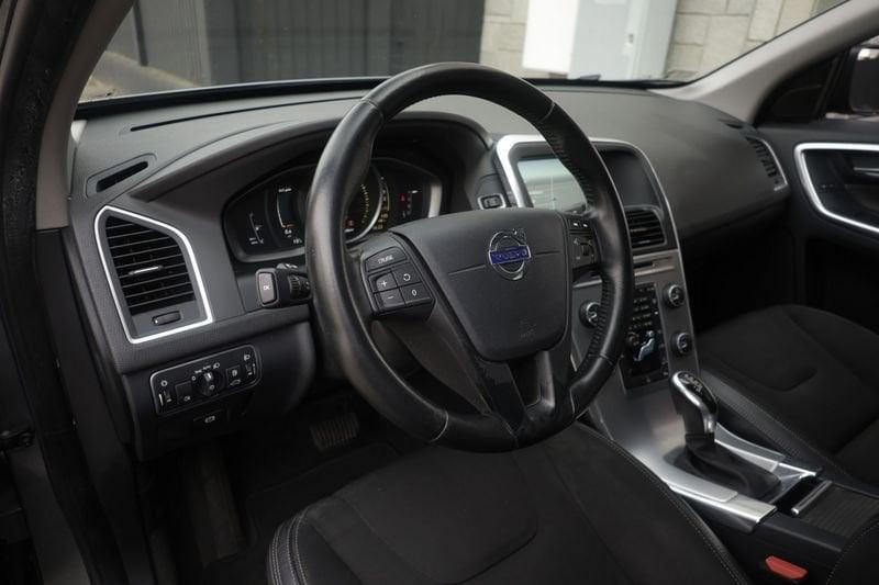 Volvo XC60 Volvo XC60 D4 AWD Geartronic Momentum 190CV Unicoproprietario