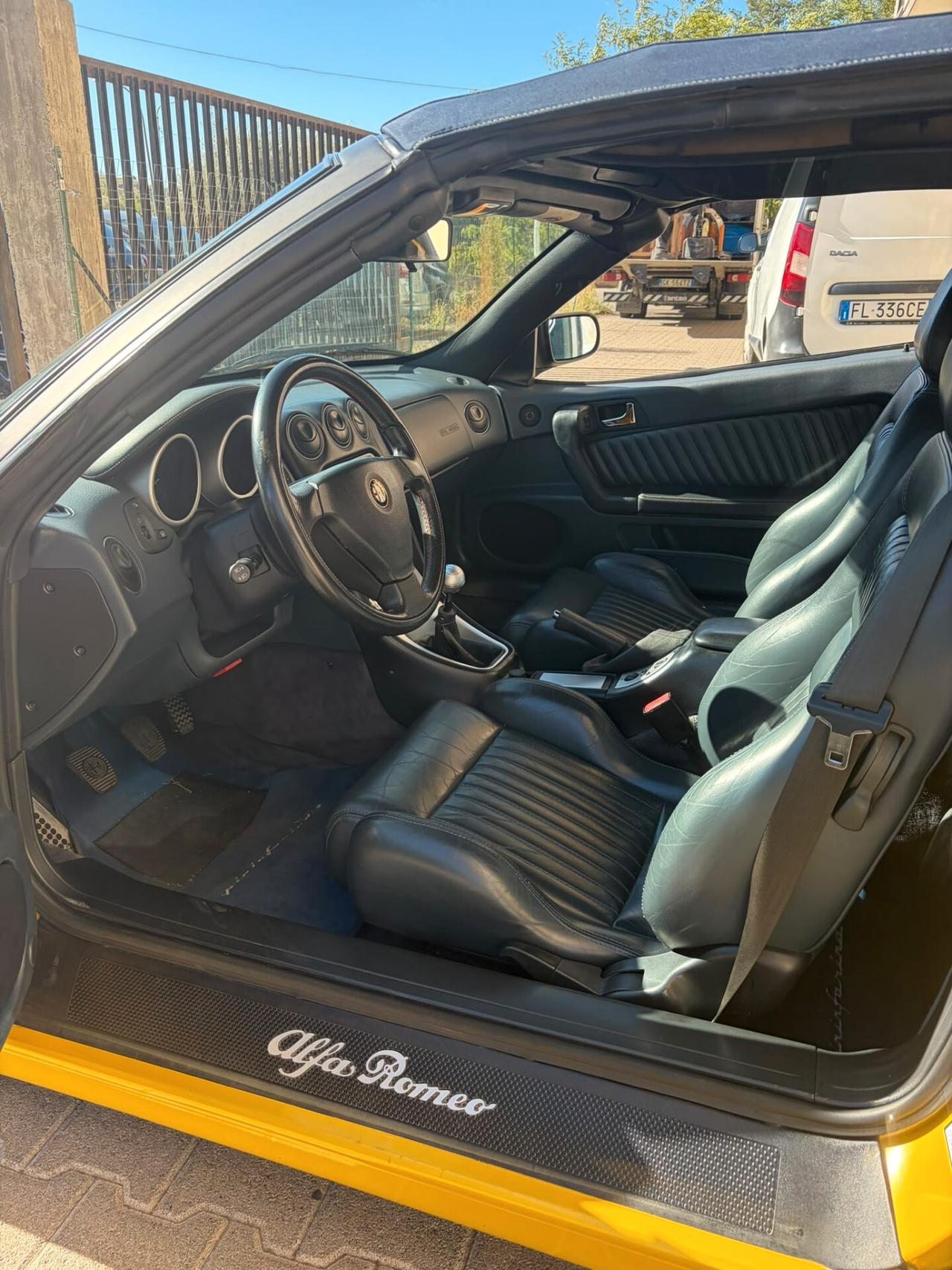 Alfa Romeo GTV Spider 2.0i 16V Twin Spark GIALLO ZOE
