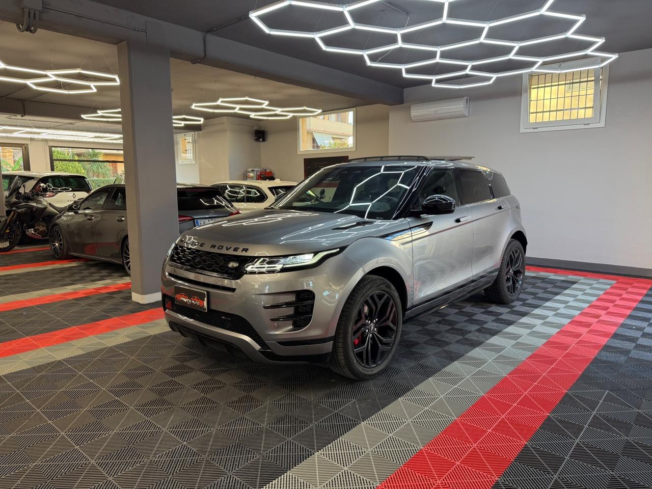 Land Rover Range Evoque 2.0 hybrid R-Dynamic - FABIANOAUTO