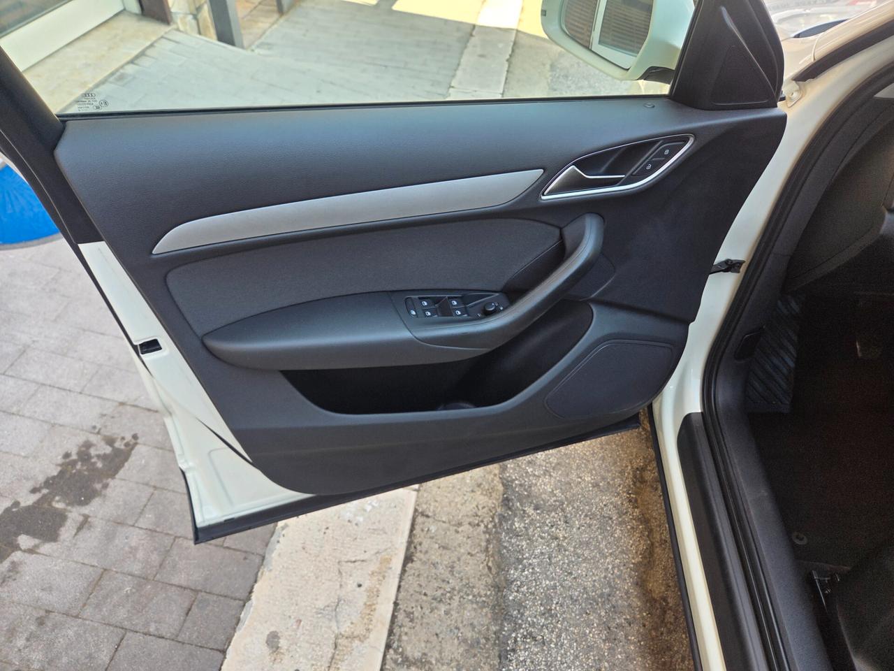 AUDI Q3 2.0 TDI 140 CV ANNO 2012 KM CERTIFICATI