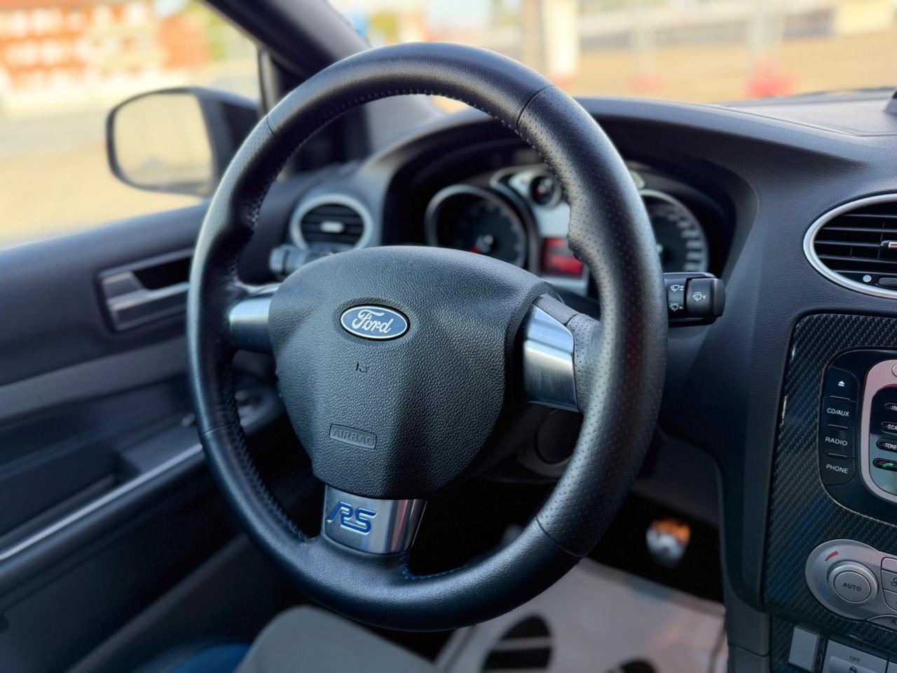 Ford Focus RS MK2 WHITE EDITION 2.5 5 CILINDRI TURBO 305CV