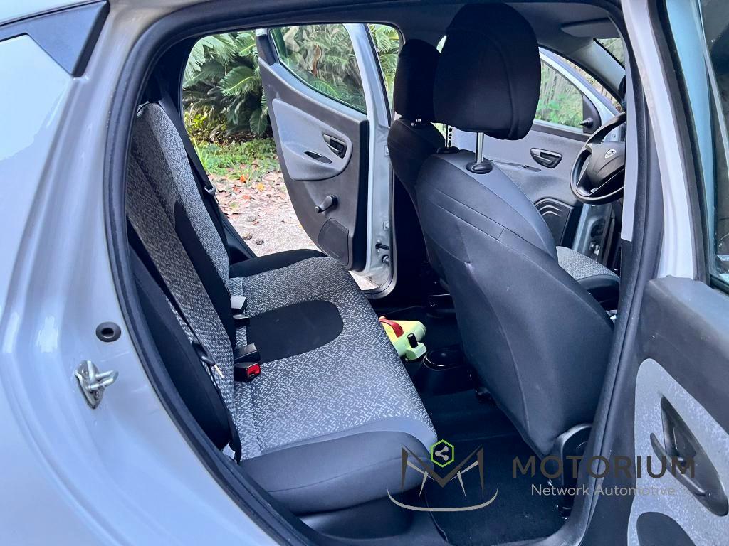 Lancia Ypsilon 5 Porte Ypsilon 1.2 Silver ecochic Gpl 69cv