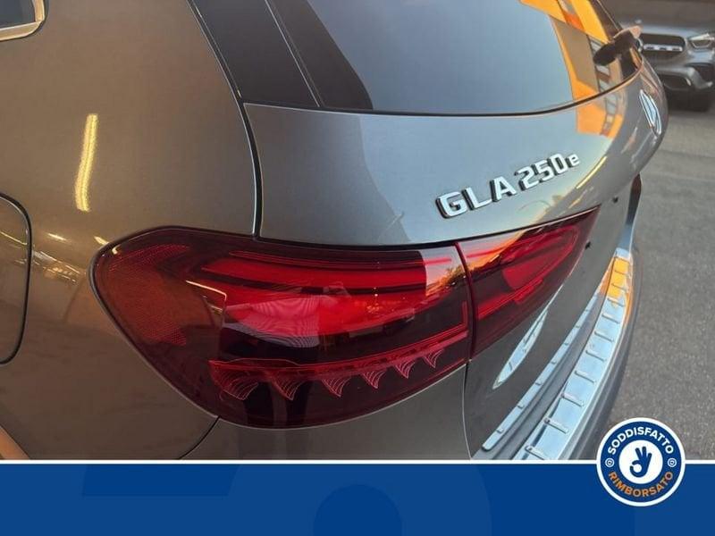 Mercedes-Benz GLA 250 E PLUG-IN HYBRID AUTOMATIC AMG line ADVANCED PLUS