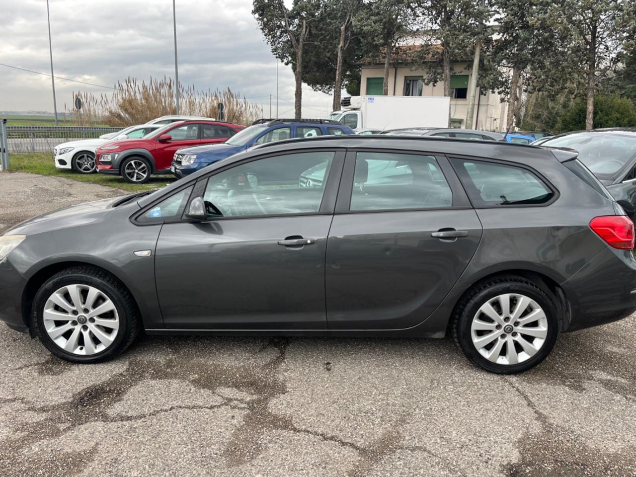 Opel Astra 1.7 CDTI 110CV Sports Tourer Cosmo
