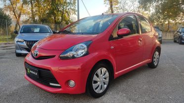 Toyota Aygo 1.0 12V VVT-i 5 porte Lounge Connect MMT