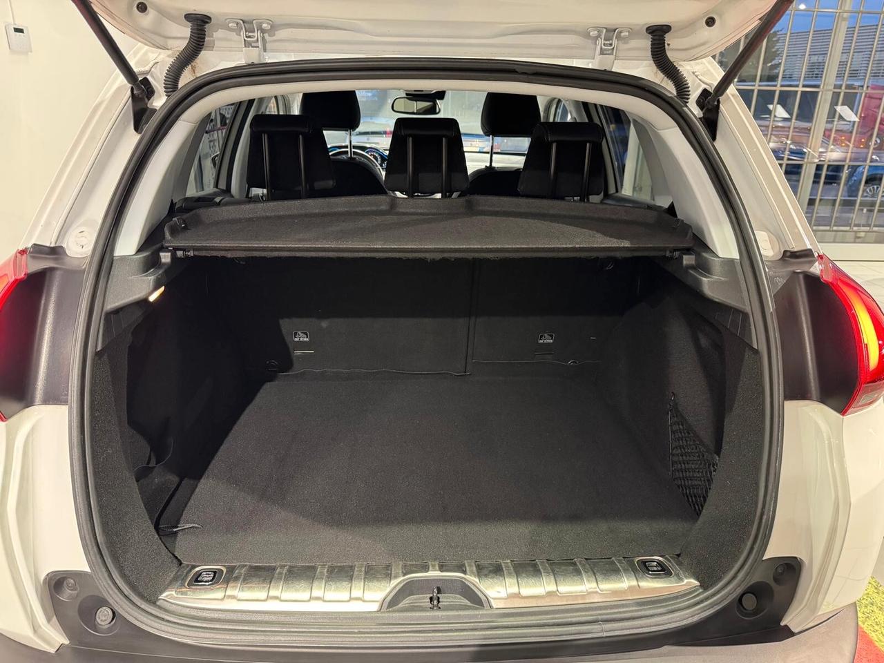 Peugeot 2008 PureTech 82 S&S Allure