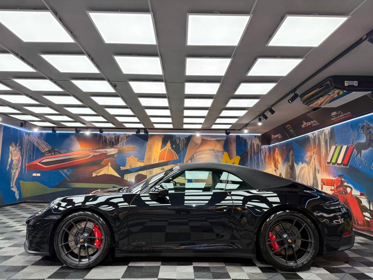 Porsche 992 992.2 Carrera Cabrio GTS