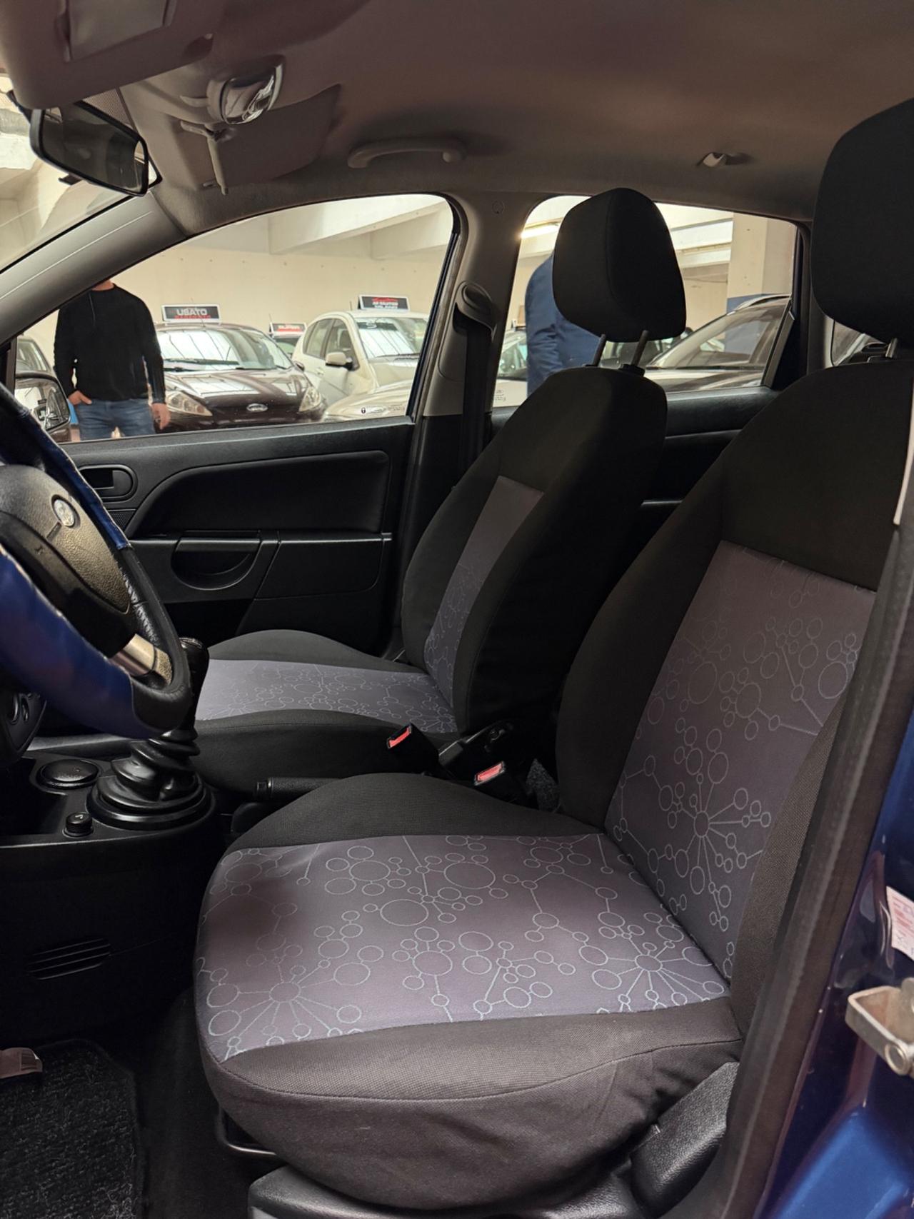 Ford Fiesta 1.2 Neopatentati Euro 4