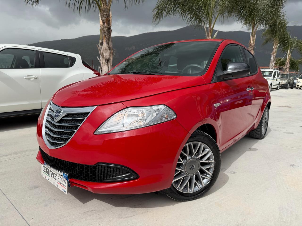 LANCIA YPSILON ANNO 2013 1.3 MJT 95 CV