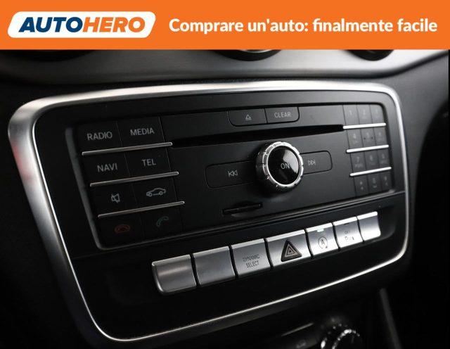 MERCEDES-BENZ CLA 200 d Automatic Premium