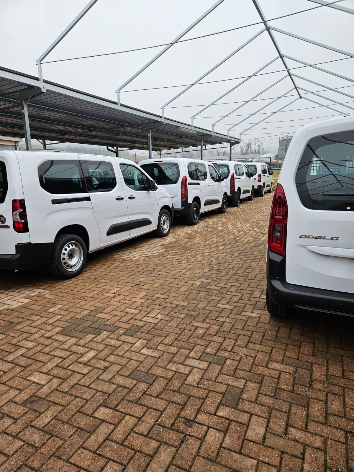 Fiat Doblo combi TRASPORTO PERS DISABILI RIBASSATO