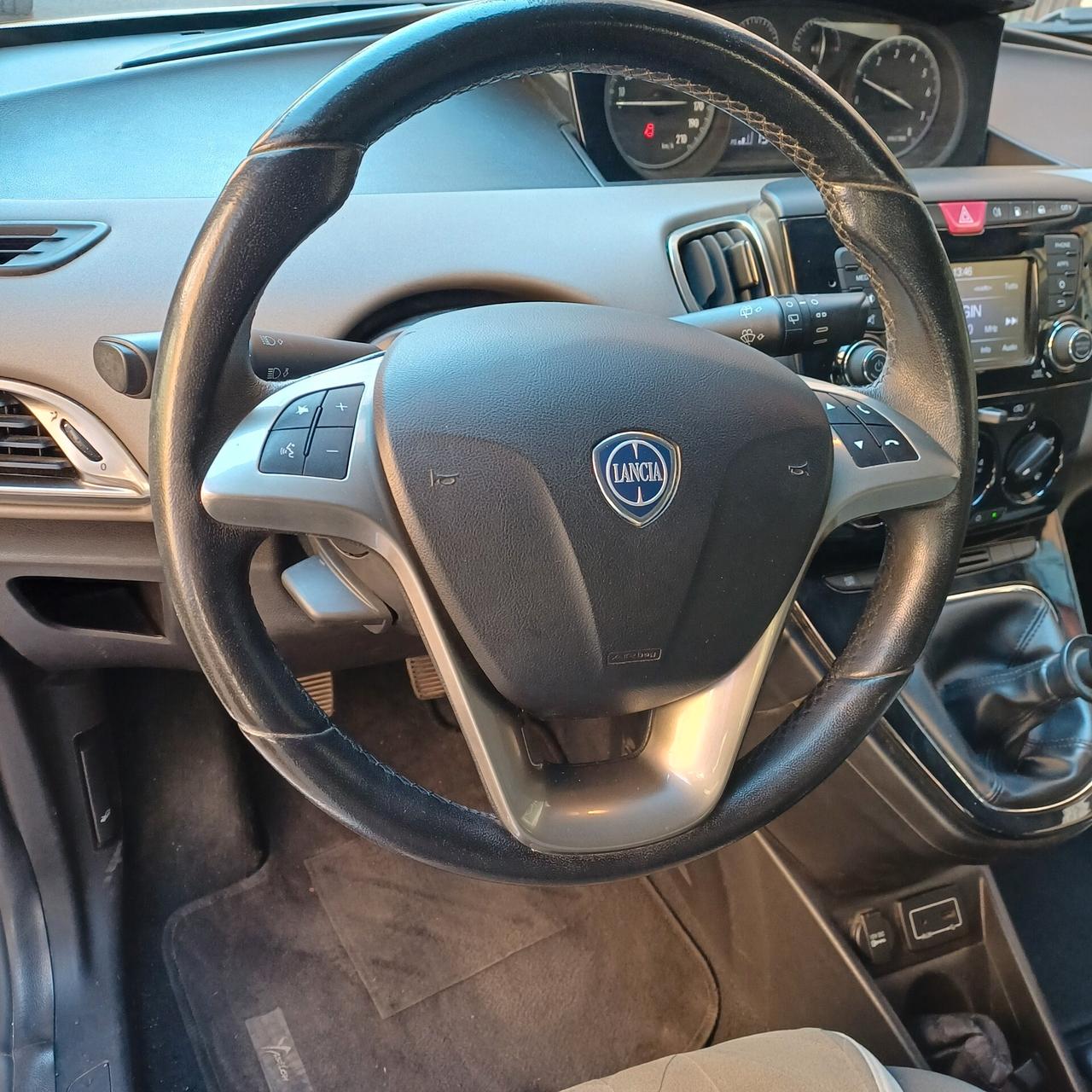 Lancia Ypsilon 1.2 69 CV 5 porte GPL