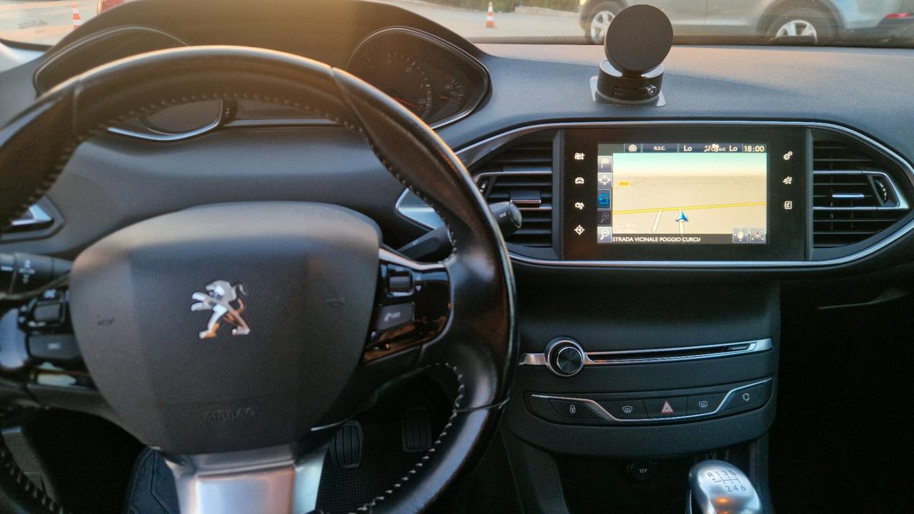 Peugeot 308 BlueHDi 120 S&S SW Business
