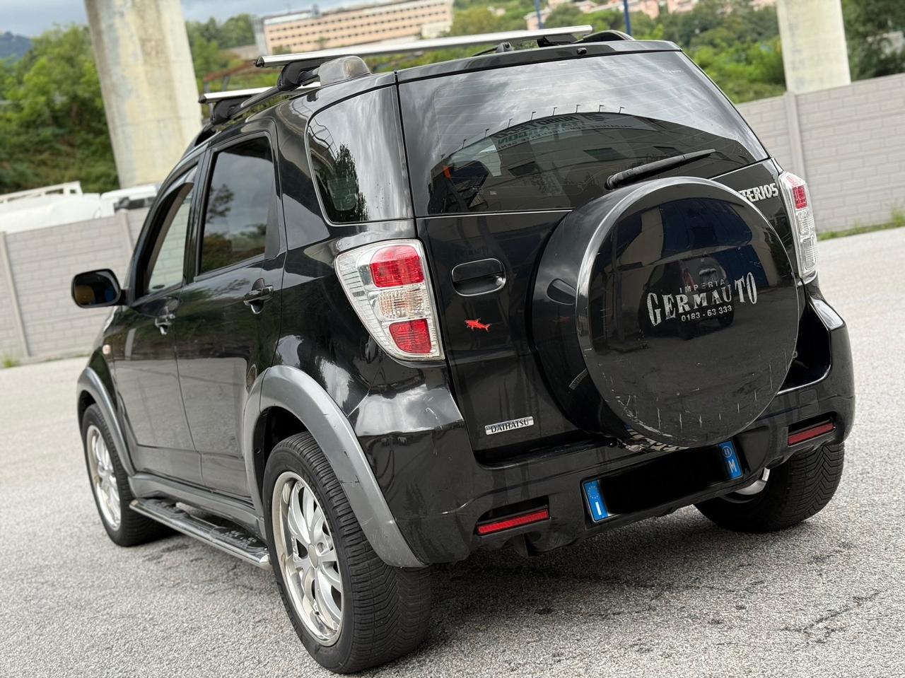 Daihatsu Terios 1.5 4WD B You Think Pink