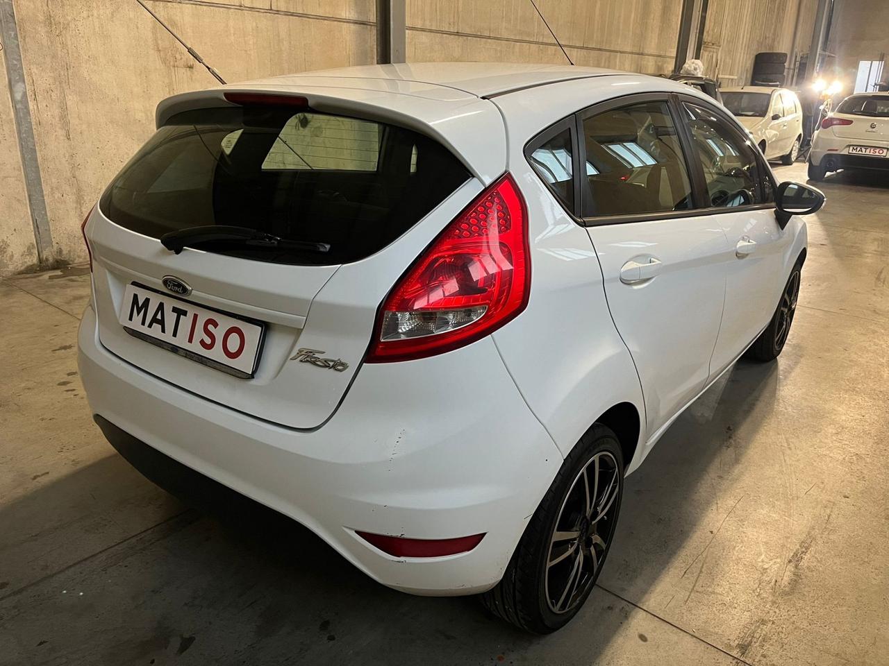 Ford Fiesta 1.4 5 porte Bz.- GPL Titanium