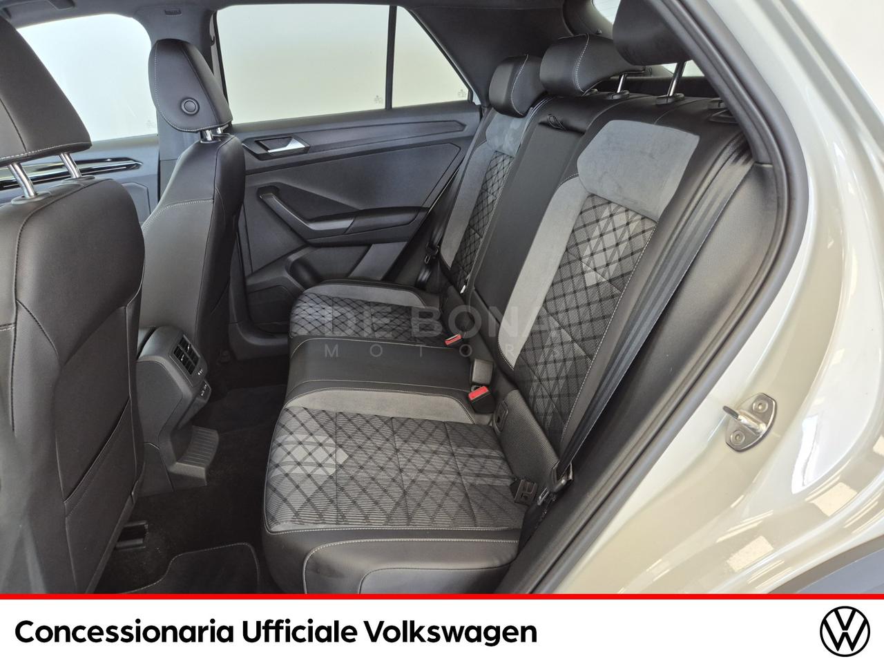 Volkswagen T-Roc 1.0 tsi r-line 110cv