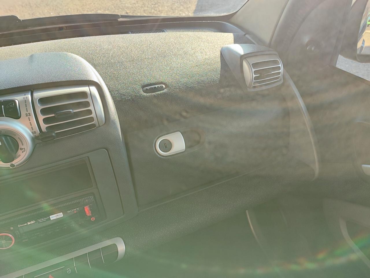 Smart ForTwo 1000 52 kW MHD coupé passion