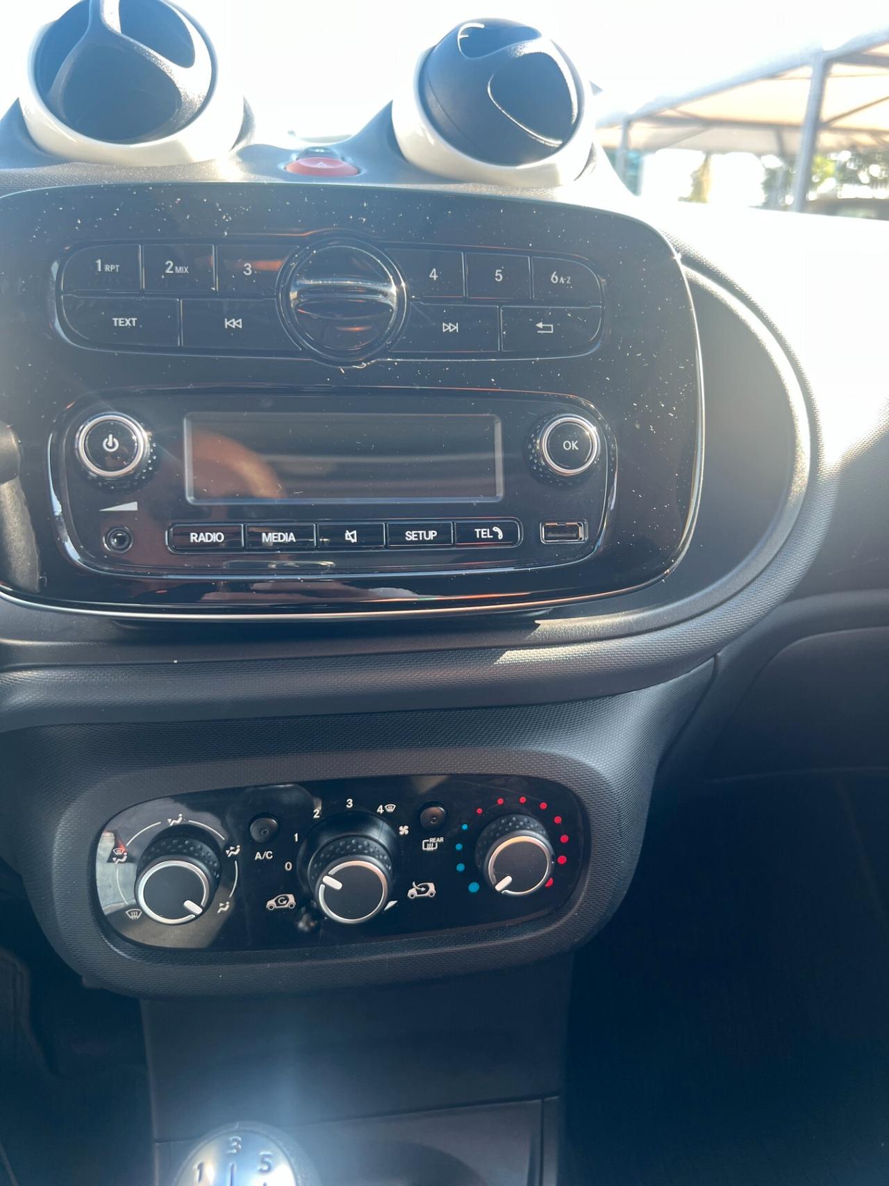 Smart ForFour 60 1.0 Black Passion