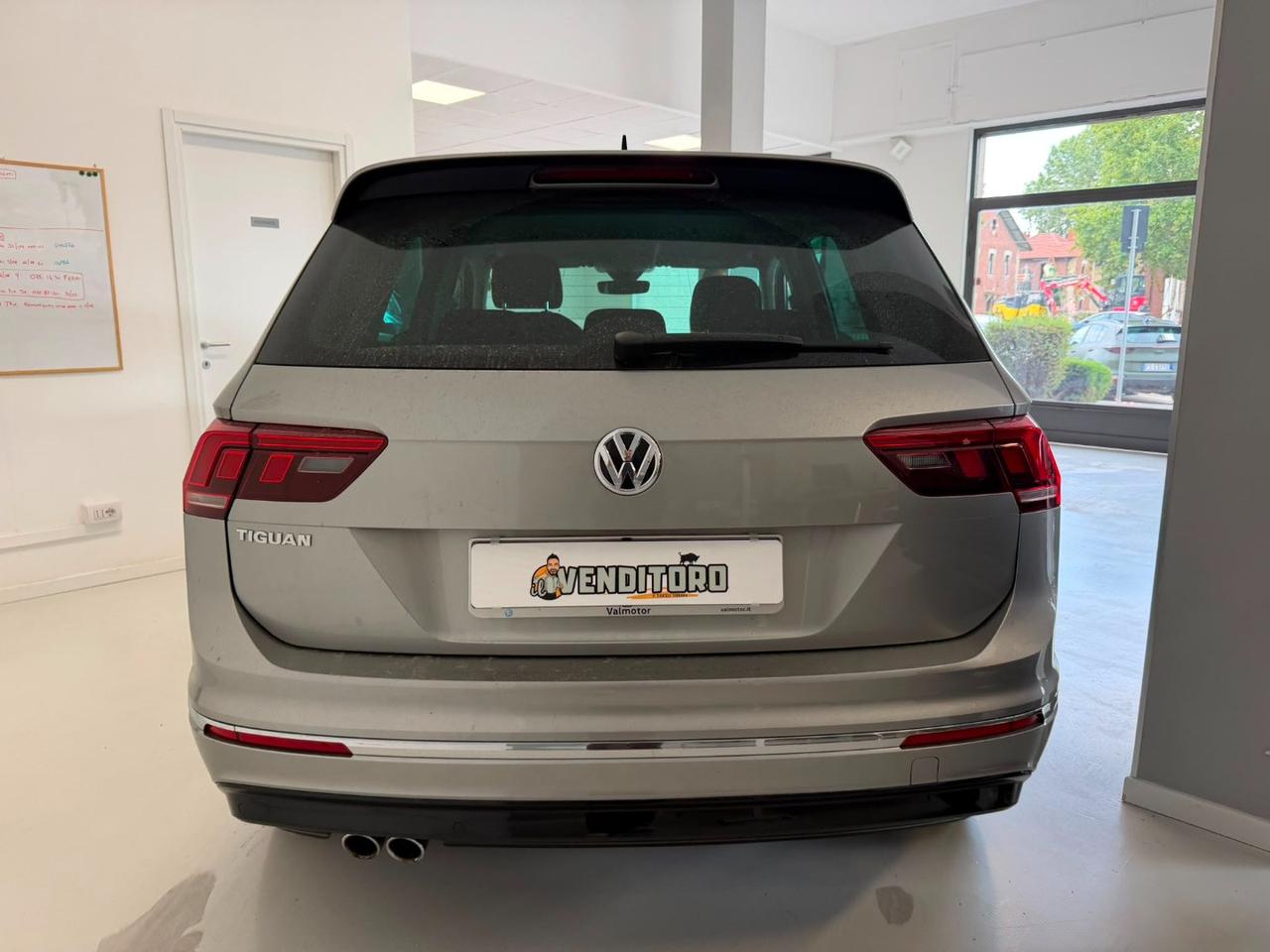 VOLKSWAGEN Tiguan 1.6 116 CV 85 KW TDI R LINE