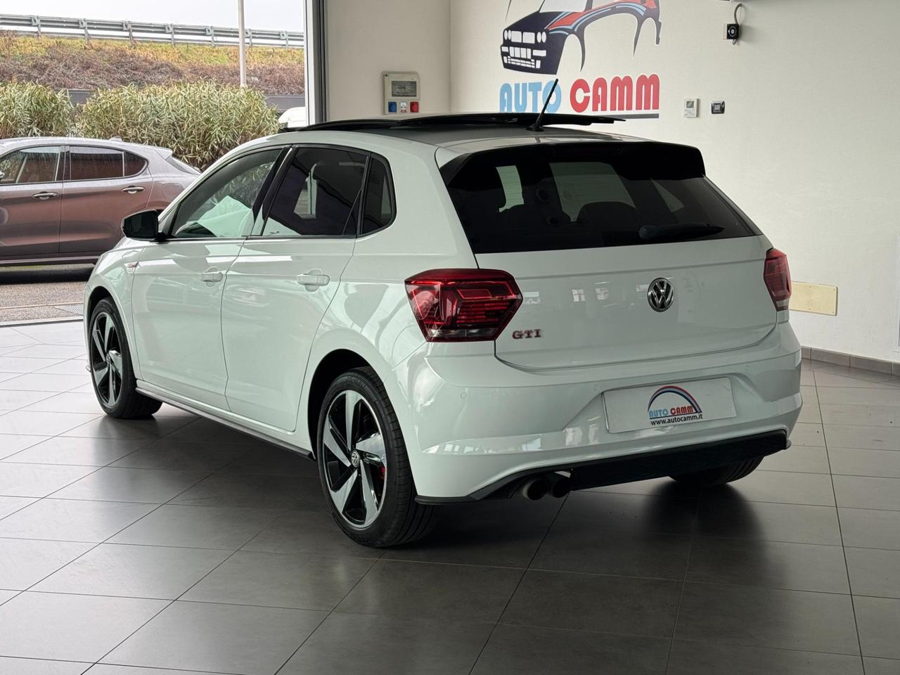 Volkswagen Polo 5 P. 2.0 tsi GTI 200cv dsg Tetto Apribile